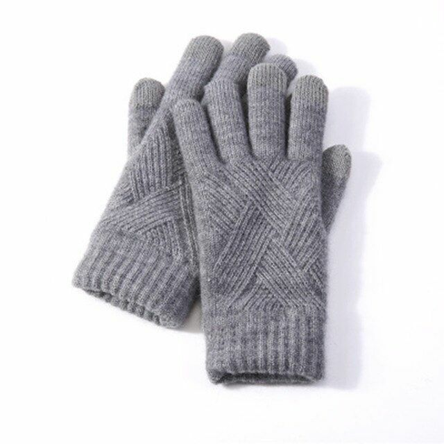 Praktische gebreide dameshandschoenen met touchscreen functie, warm voor koude winterdagen.