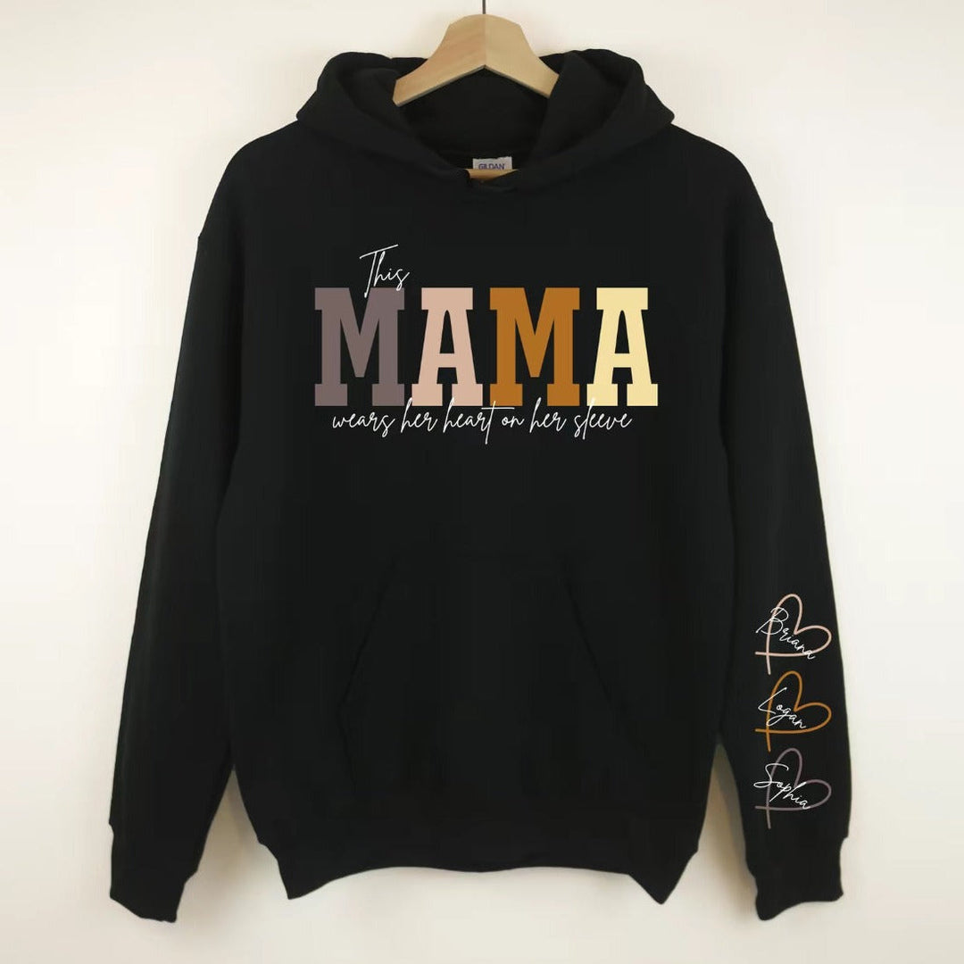 Unisex trui met gepersonaliseerde namen. Beschikbaar in diverse kleuren, een uniek en persoonlijk familiegeschenk.