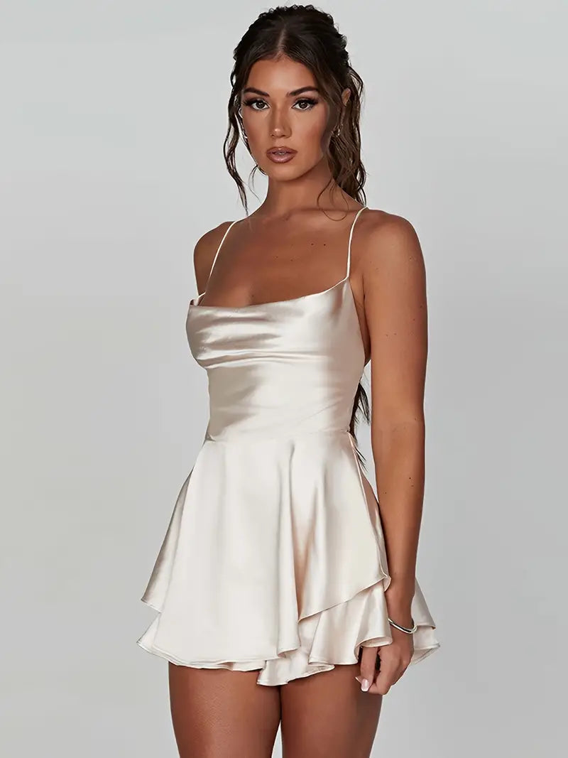 Dames elegante geribbelde minijurk, een trendy cocktailjurk geschikt voor feesten en avonden.