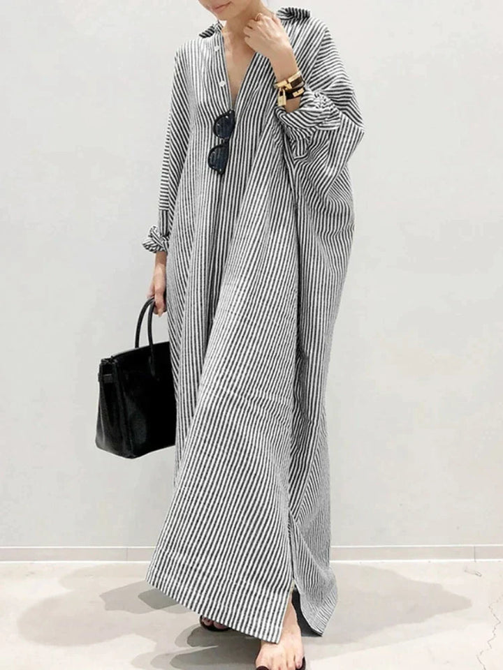 Dames gestreepte maxi zomerjurk Carmen, ideaal als casual of strandjurk.