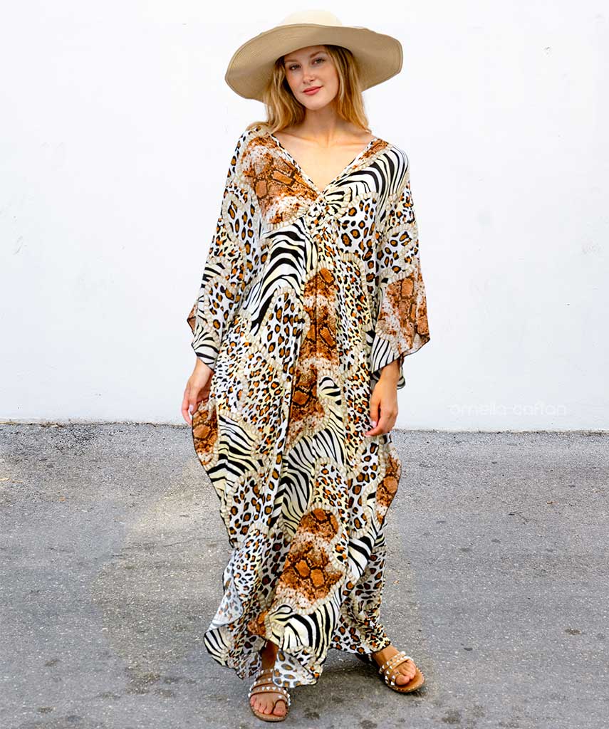 Zomerse Salve maxi jurk voor vrouwen, met opvallende bloemenprint, ideaal als strandjurk of outfit.