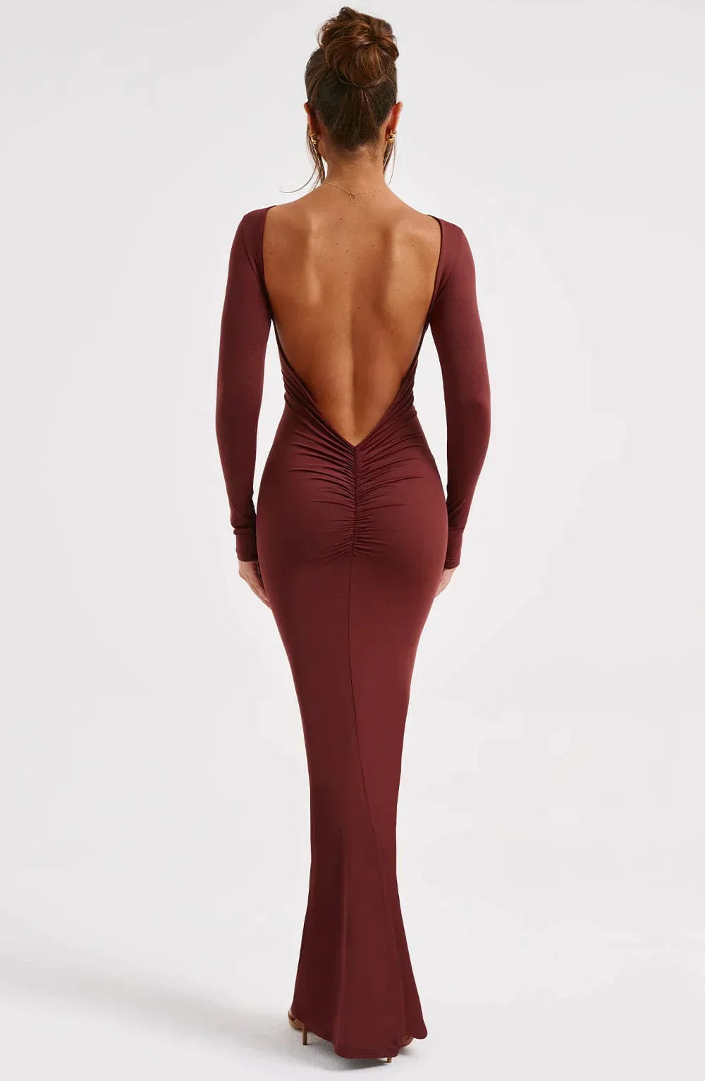 Sophisticated zwarte maxi avondjurk voor vrouwen, met een stijlvolle open rug design.