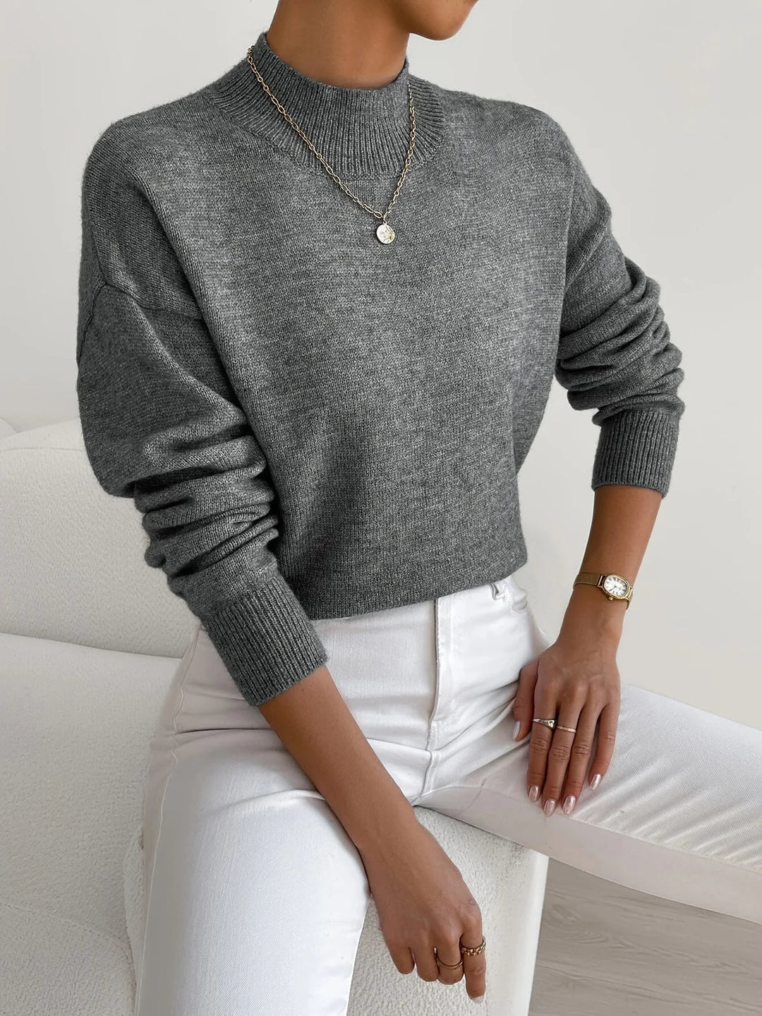 Stijlvolle dames coltrui met hoge hals, warm en comfortabel voor herfst & winter. Essentieel voor elke dag.
