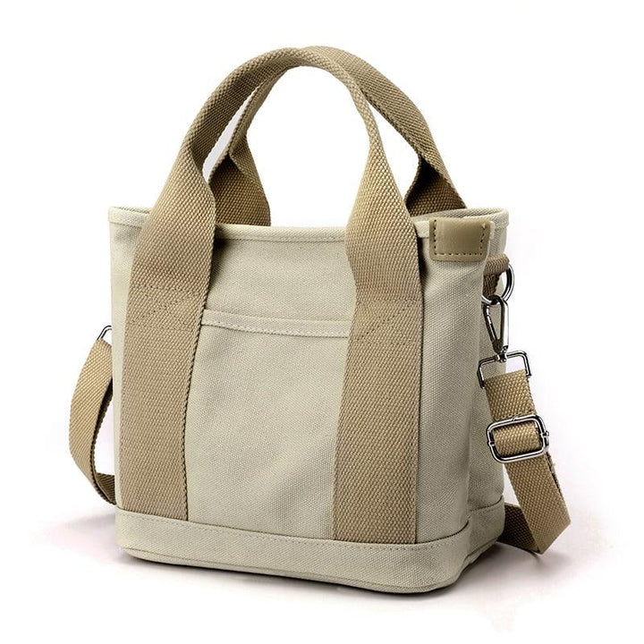 Stijlvolle dames schoudertas; perfect georganiseerd voor dagelijks gebruik. Comfortabel en modieus accessoire.