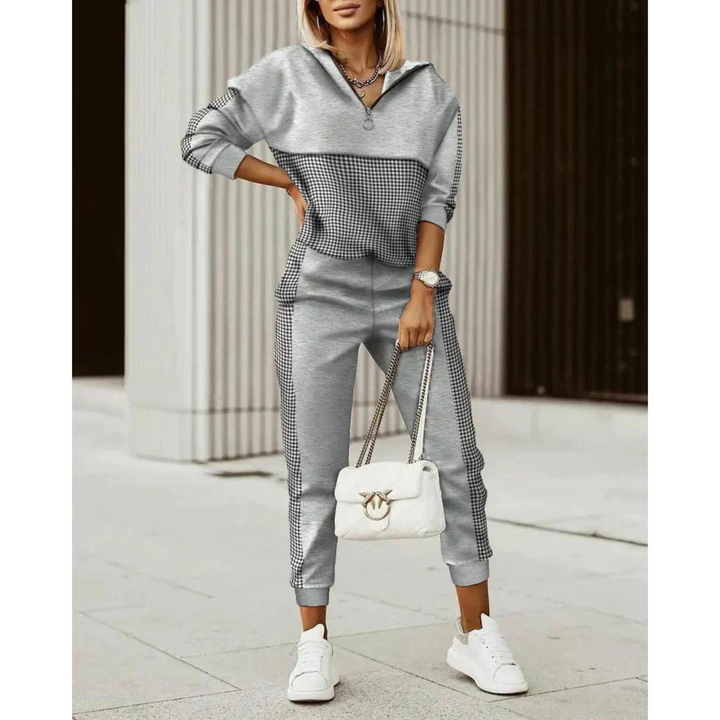 Zacht dames joggingpak als moderne loungewear set, comfortabel en stijlvol voor vrouwen. Perfect voor dagelijks gebruik.