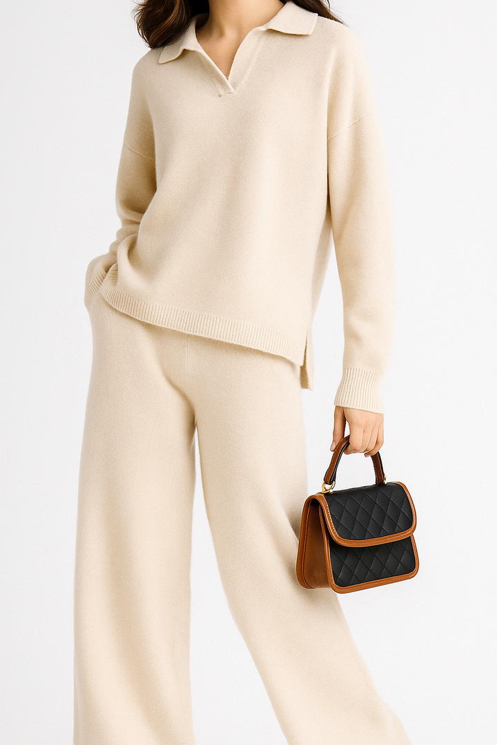 Stijlvolle dames loungewear set met zachte polo trui en bijpassende hoge taille broek voor ultiem comfort.