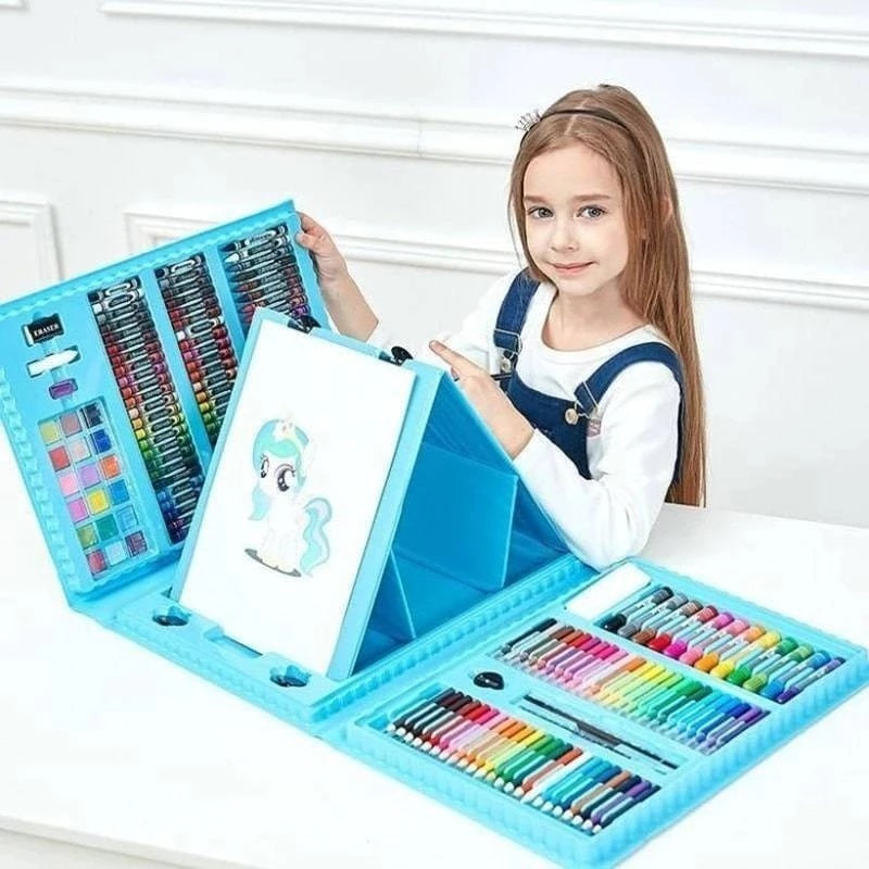 De complete Kinder 6-in-1 creatieve box, een veelzijdige kunstset verpakt als ideaal cadeau voor kinderen.