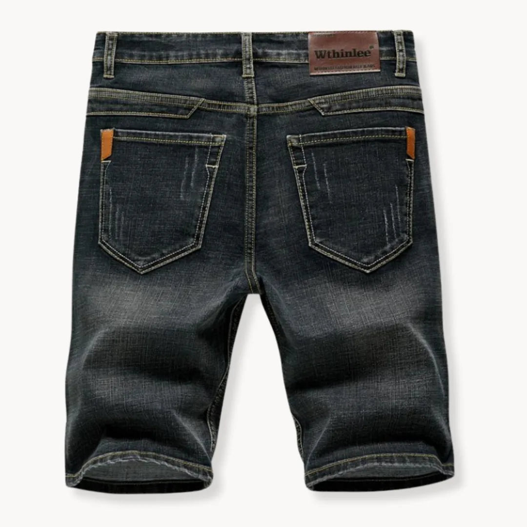 Zachte, comfortabele heren denim shorts, regular fit. Perfecte casual korte broek voor zomer.