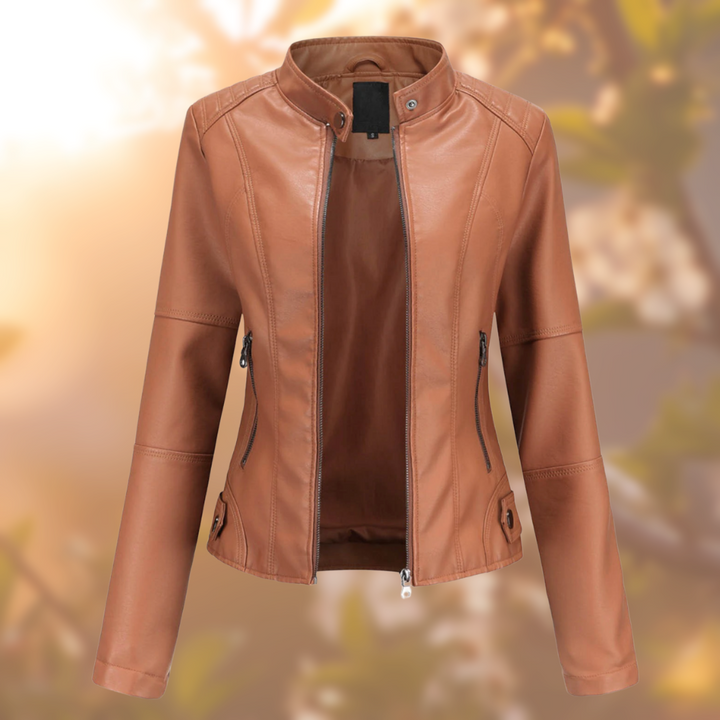 KatiesJacket: Stijlvolle dames leren jas, warm en comfortabel. Een must-have voor uw winter outfit.