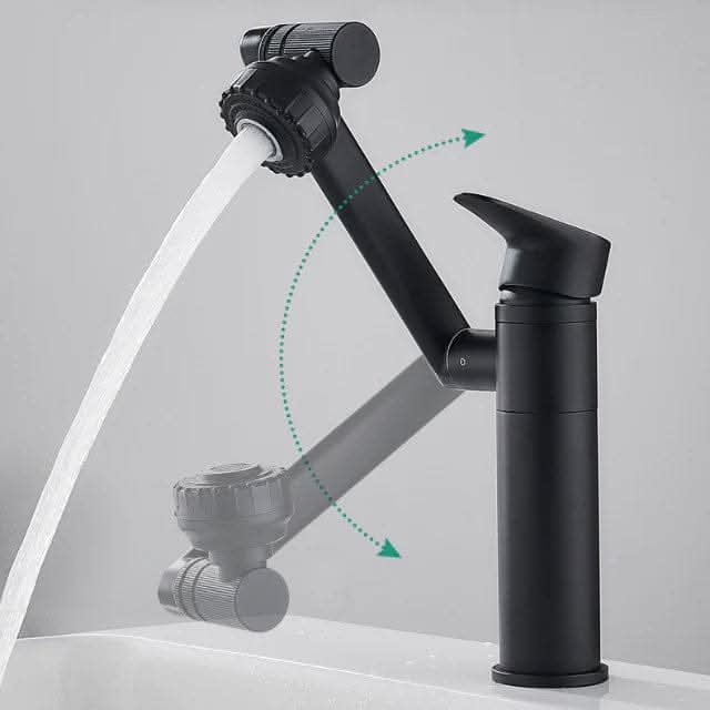 Gouden flexibele 360 graden badkamerkraan met uittrekbare sproeier, strak modern ontwerp.