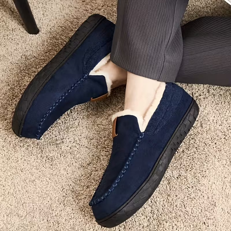 Pluche zachte unisex pantoffels met dikke dempende zool, heerlijk voor dames en heren thuis.