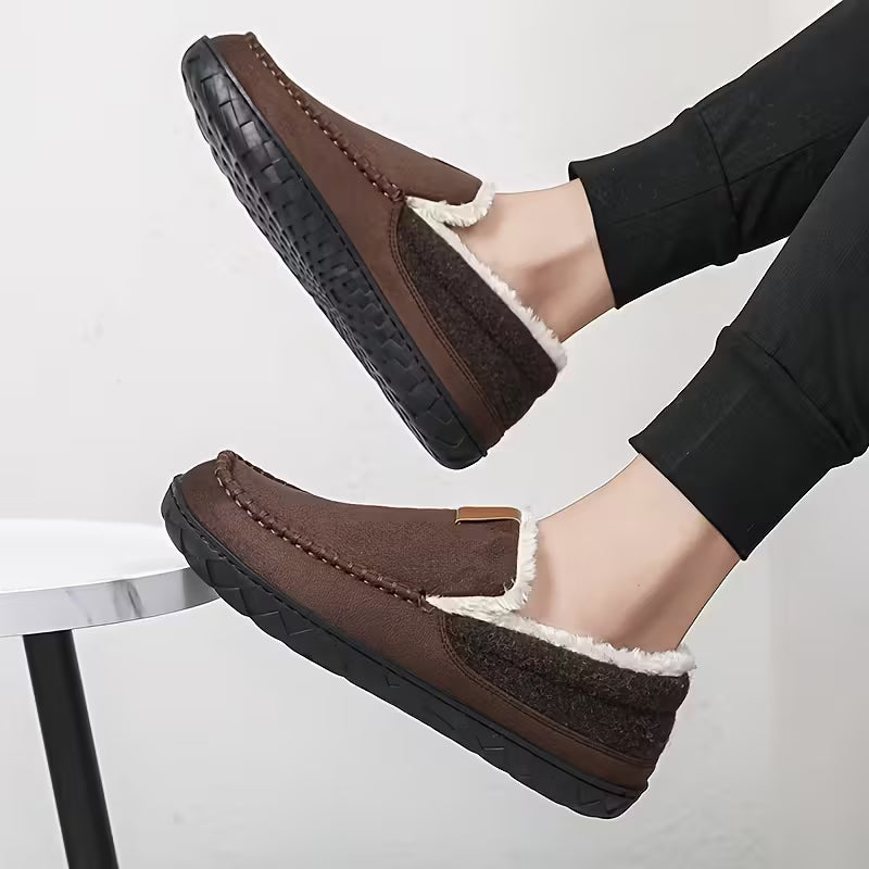 Praktische unisex antislip slippers met dikke zool, zacht en comfortabel voor binnenshuis.
