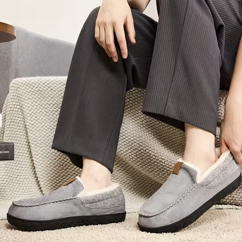 Zachte unisex pantoffels met dikke, comfortabele zool, perfect voor heren en dames in huis.