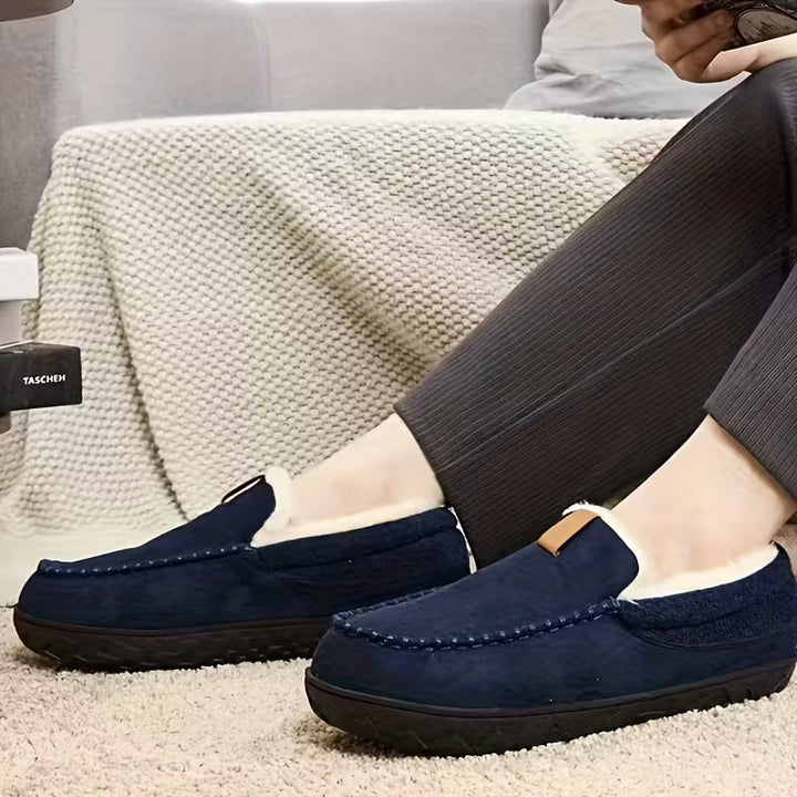 Comfortabele antislip huis slippers met extra dikke zool, geschikt voor dagelijks gebruik binnen.