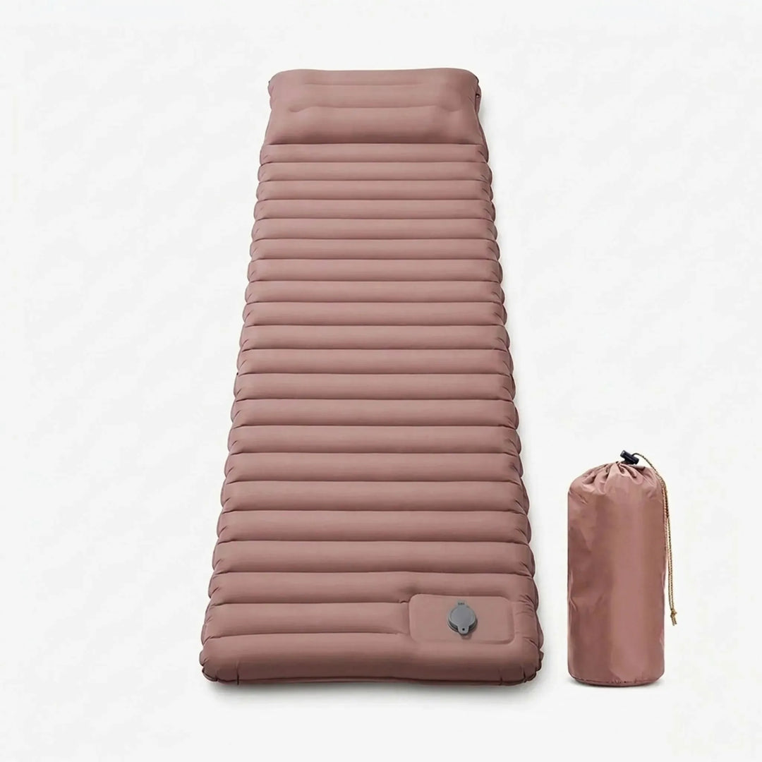 Duurzame zelfopblaasbare kampeermat, perfect voor avontuurlijke trektochten en comfortabele outdoor overnachtingen.