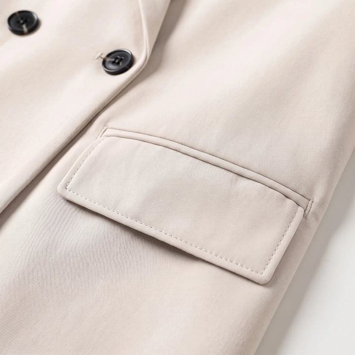 Elegante dames blazer, double-breasted ontwerp. Geschikt voor zowel zakelijke als casual outfits, veelzijdig jasje.