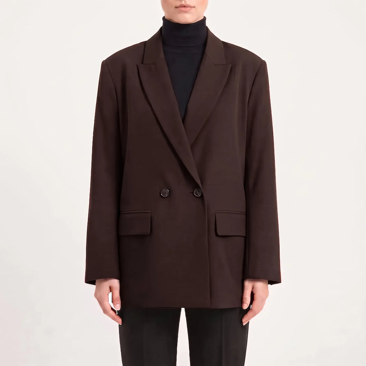 Trendy dames double-breasted blazer, een must-have voor moderne mode. Creëer een stijlvolle herfstlook.