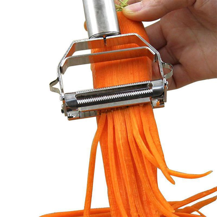 RVS multifunctionele groenteschiller met ingebouwde julienne functie; ideaal voor mooie reepjes en garnering.