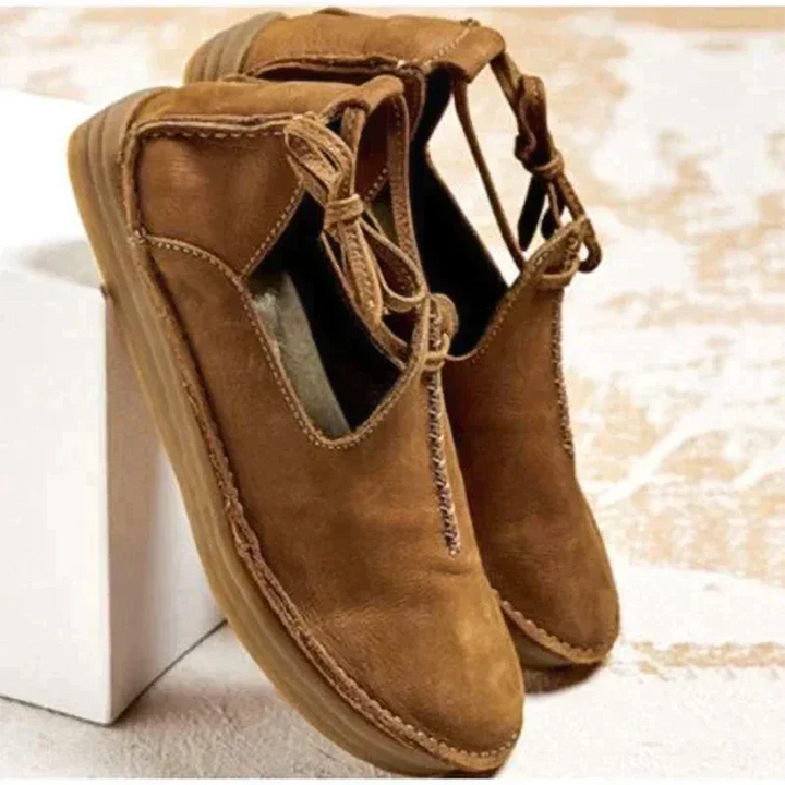 Trendy dames herfst schoenen, comfortabel en elegant. Perfecte dagelijkse schoenen voor de moderne vrouw. Maten 35-42.