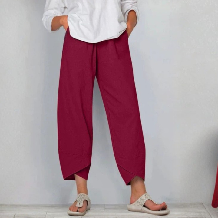 Dames casual broek met praktische zijzakken, ontspannen pasvorm, ideaal voor dagelijks gebruik.