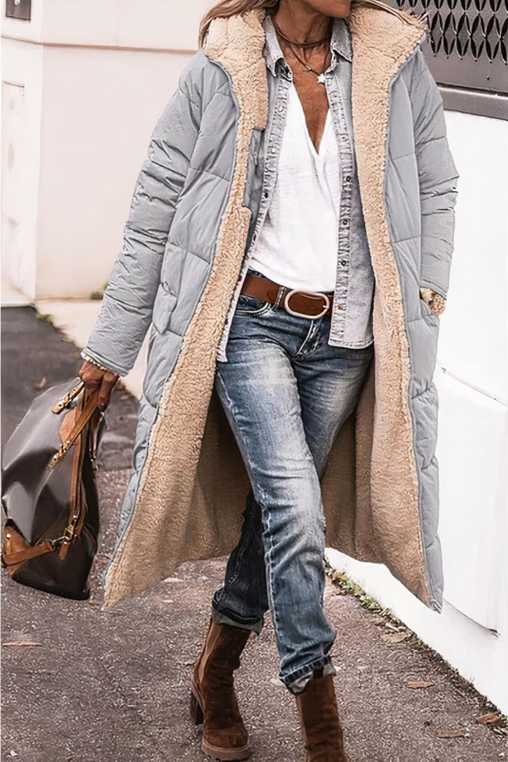 Warme dames winterjas, dubbelzijdig en winddicht. Perfect voor casual outdoorkleding en comfort.
