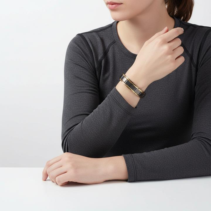 Hoogwaardige roestvrijstalen SlimAura armband; magneten stimuleren energie en bevorderen uw welzijn.