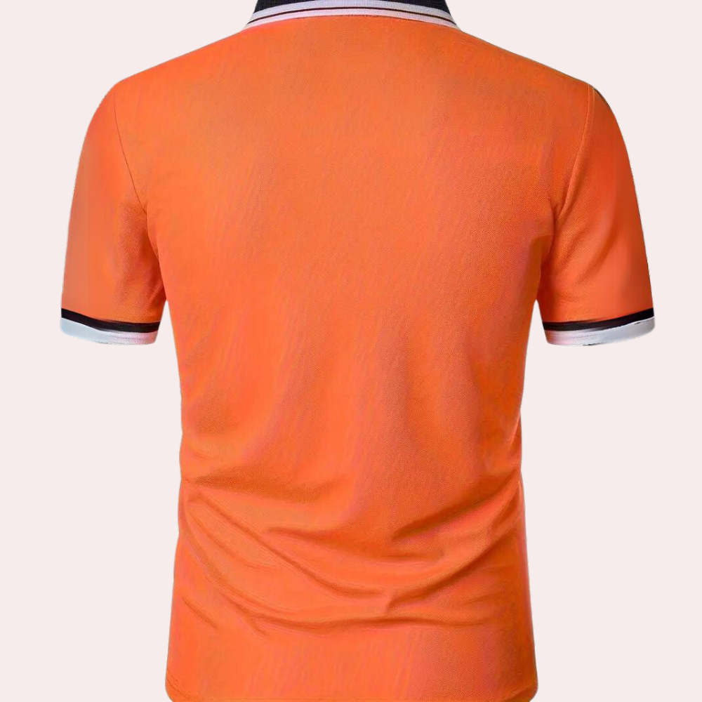 Comfortabel oranje poloshirt voor heren met korte mouwen, essentieel voor je zomerkledingcollectie.