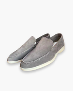 Grijs