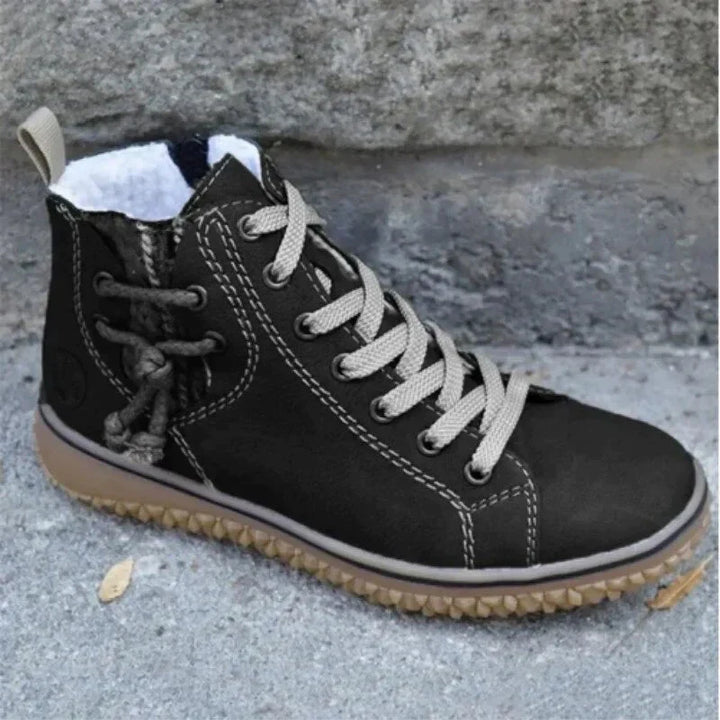 Stijlvolle vintage winterlaarzen voor outdoor avonturen, unisex design voor dames en heren, warm en antislip.