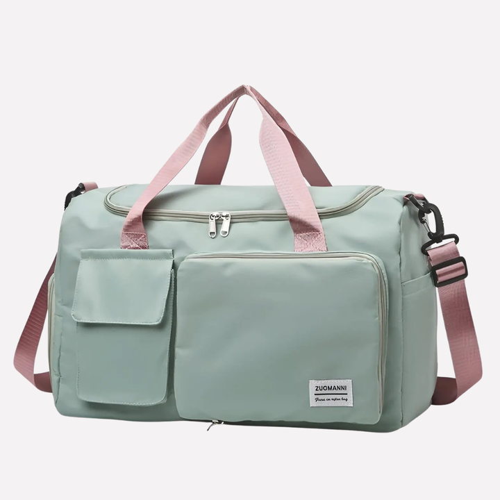 Praktische sporttas en duffelbag. Ideaal voor reizen en gym, met veel opbergruimte.