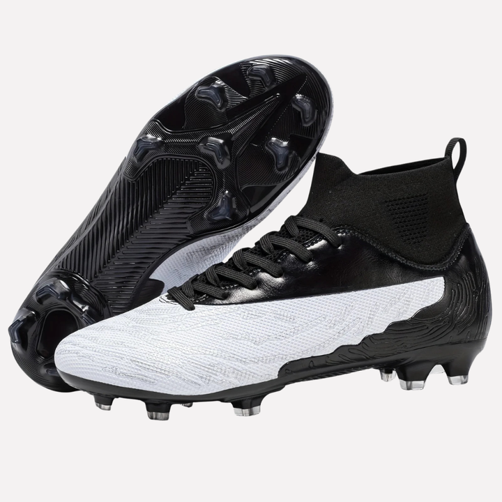 Detail van het duurzame bovenwerk van heren voetbalschoenen (New5) voor uitstekende balcontrole en comfort op het veld.