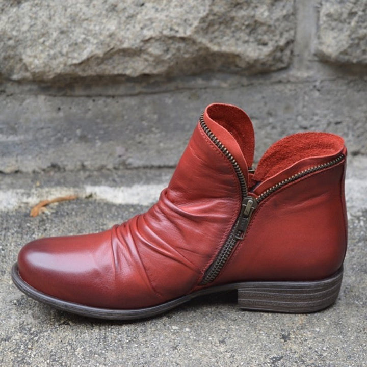 Trendy dames laarzen: enkelboots met sterke gripzool. Comfortabele en stijlvolle schoenen voor koude dagen.