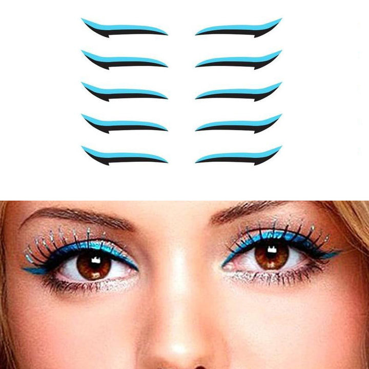 Cosmetica eyeliner stickers voor een professionele cat-eye look; snel en makkelijk aan te brengen.