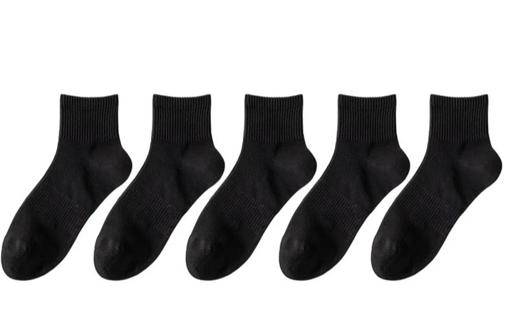 Verpakking van ademende, veelzijdige katoenen herensokken, maat 39-45, voor dagelijks en comfortabel gebruik.
