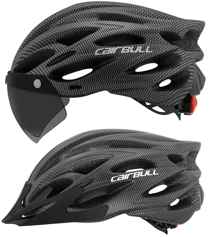 Robuuste unisex fietshelm ProGuard met geïntegreerd achterlicht en afneembaar vizier voor optimale veiligheid.