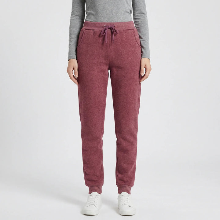 Stijlvolle dames fleecebroek, heerlijk comfortabel voor ontspanning thuis of een casual look.