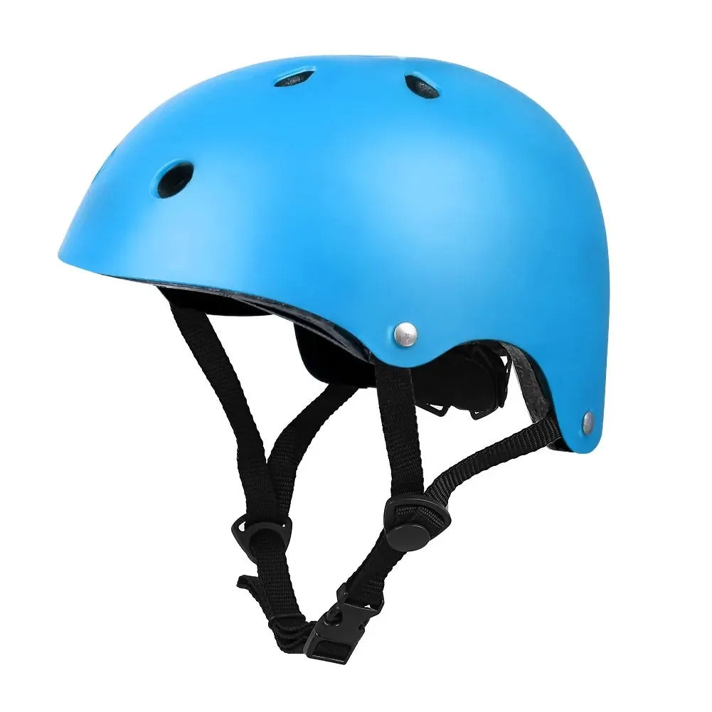 Achterzijde van de SafeRide helm met verstelbaar systeem voor perfecte pasvorm en extra veiligheid.