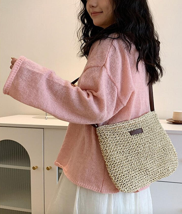 Comfortabele boheemse schoudertas voor dames, handgemaakt, stijlvol khaki design, perfect voor een trendy look.