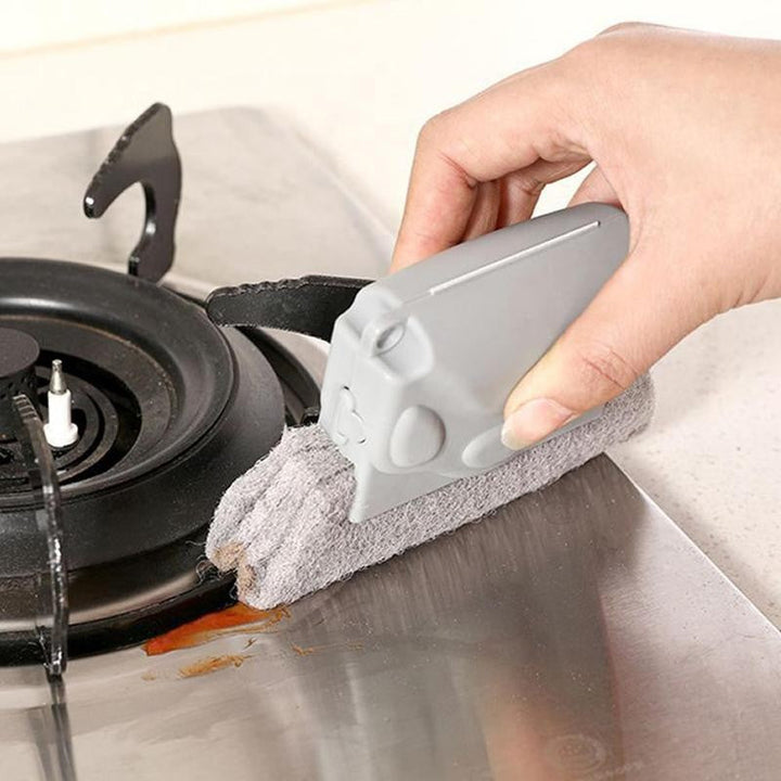 Handige voegenborstel met comfortabele grip voor snelle en efficiënte reiniging van moeilijk bereikbare plekken.
