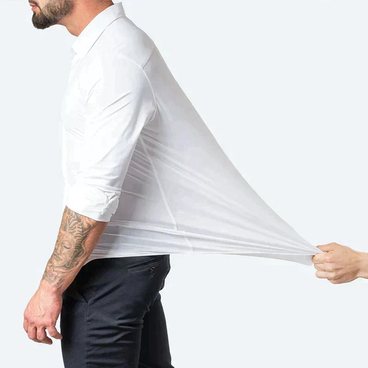 Ademend heren stretch overhemd met lange mouw, biedt bewegingsvrijheid en een moderne uitstraling.