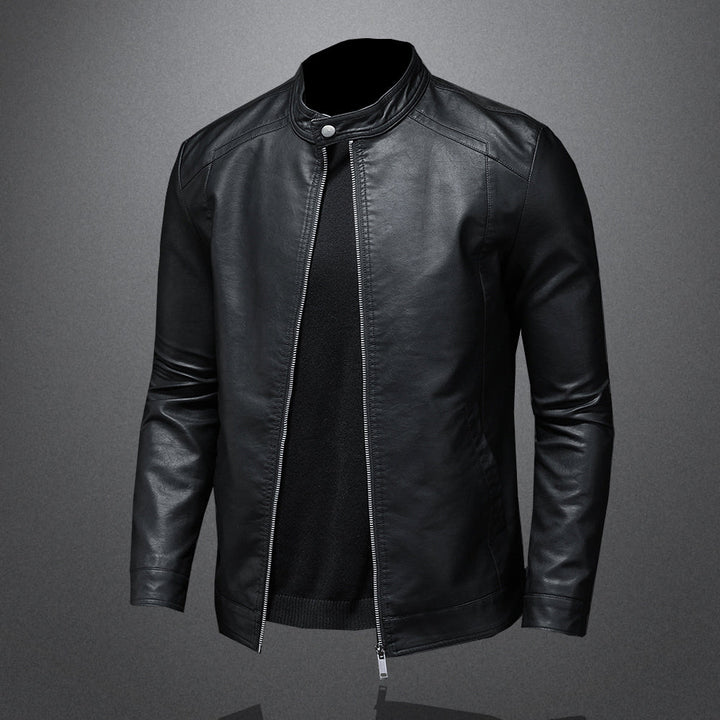 Stijlvolle zwarte leren jas voor heren, veelzijdige bovenkleding die comfort en moderne herfstmode combineert.
