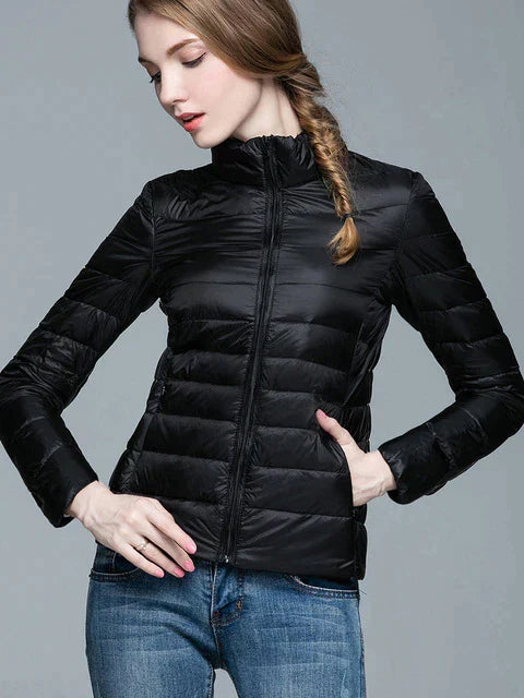 Dames ultralicht winterjack; stijlvol, warm en comfortabel voor alle seizoenen.