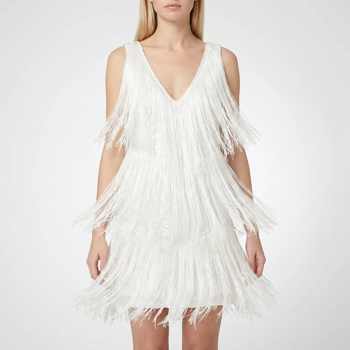Glinsterende franje mini-jurk voor dames, ideaal als feestjurk of avondkleding. Mouwloos en elegant.