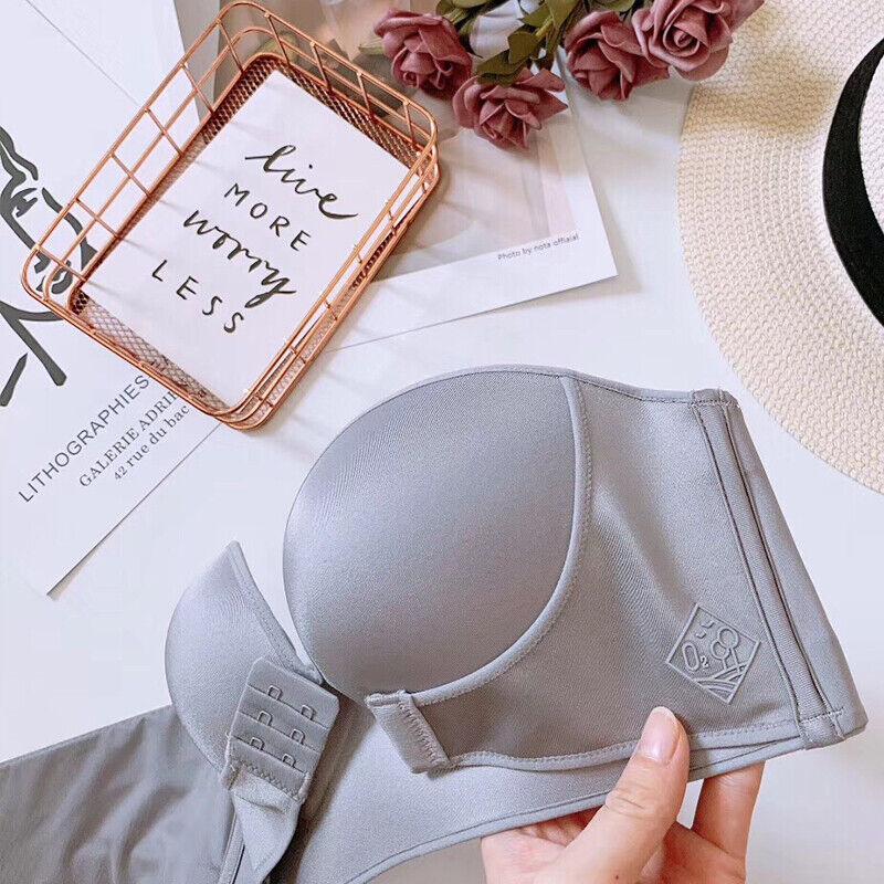 Naadloze strapless dames bh met voorsluiting, onzichtbaar onder strakke zomerkleding.