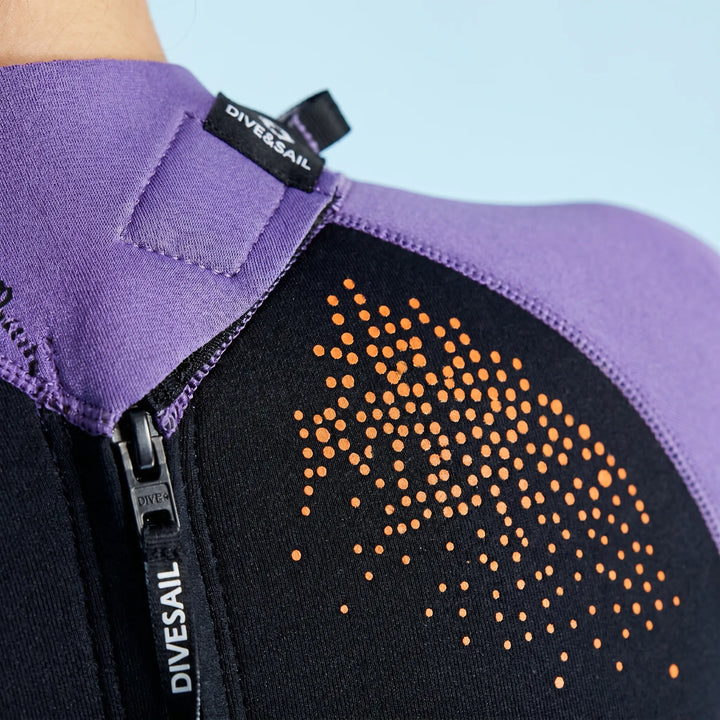 Duurzaam dames fullbody wetsuit met lange mouwen en pijpen voor zwemmen, surfen en snorkelen.