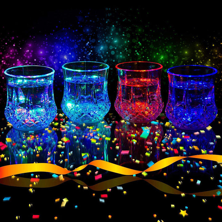 Geniet van uw drankjes met LED glazen: onbreekbaar polystyreen, sfeervolle verlichting voor elke barbecue of party.