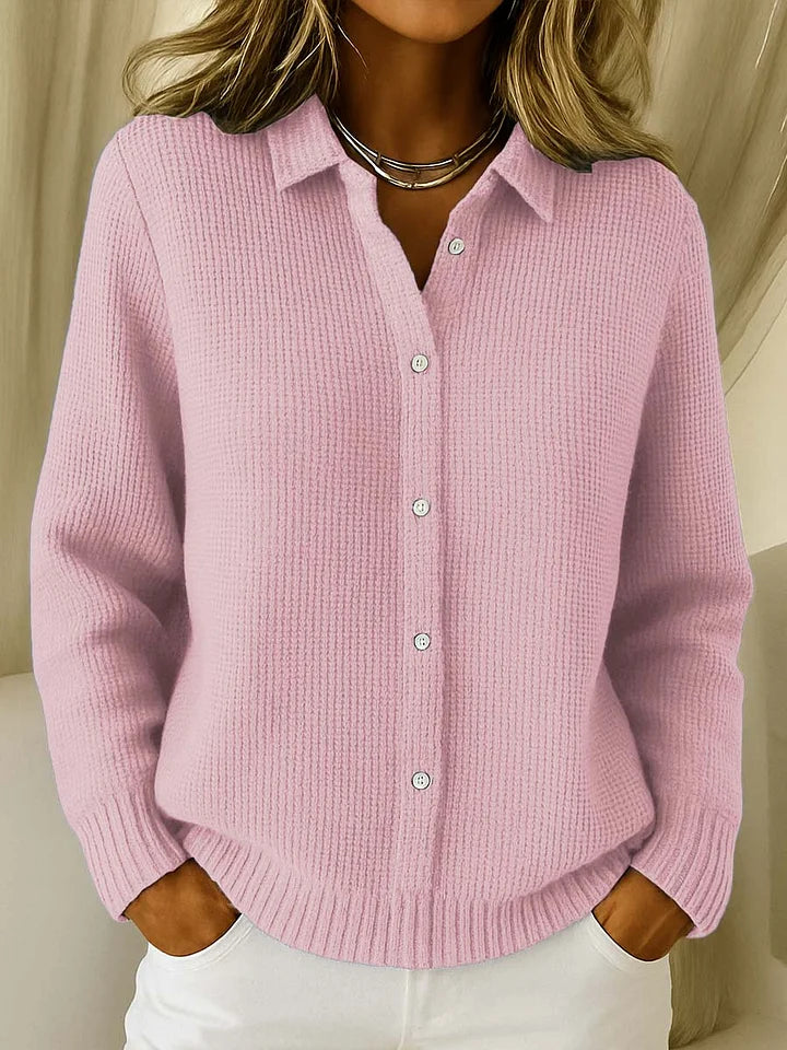 Klassieke dames polo met lange mouwen, veelzijdig en comfortabel voor dagelijkse damesmode.