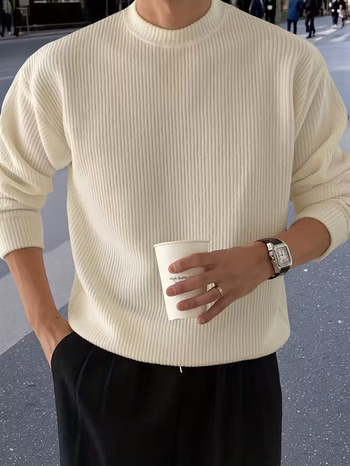 Veelzijdige heren trui met ronde hals, comfortabel voor zowel casual als nette gelegenheden.