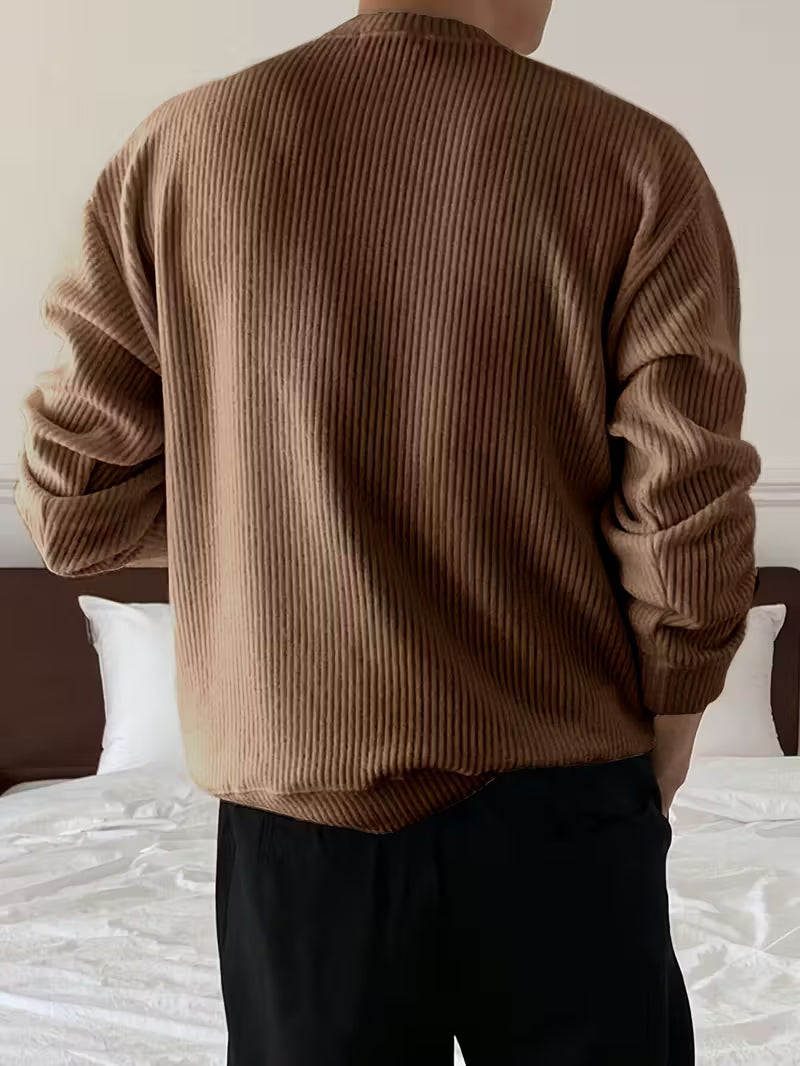 Zakelijke casual heren trui met ronde hals, comfortabel voor een ontspannen kantoorlook.