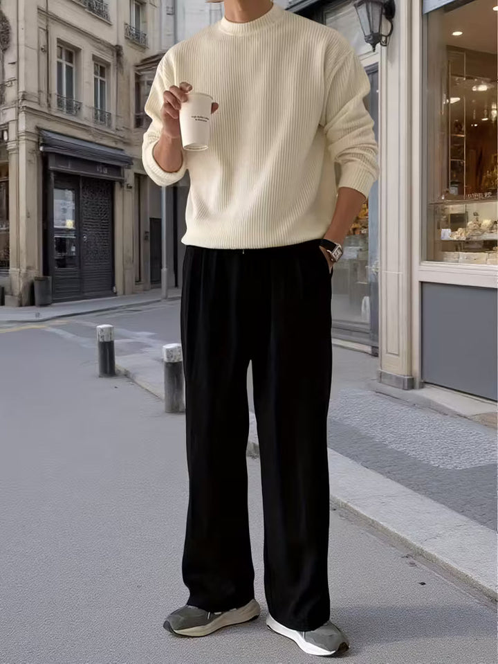 Grijze heren casual trui met ronde hals, comfortabel en eenvoudig te combineren.
